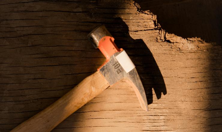 Hammer on a floor